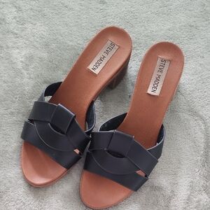 Steve Madden Black Leather Slide Mules with Brown Footbed